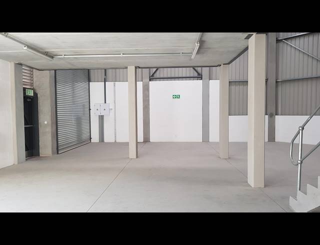 679M² FACTORY FOR SALE IN STIKLAND